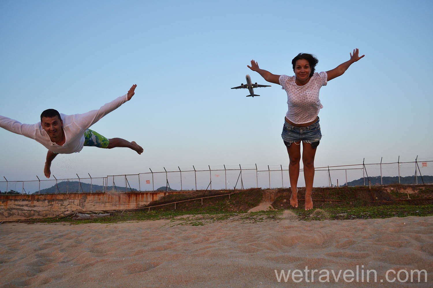пляж около аэропорта Пхукета