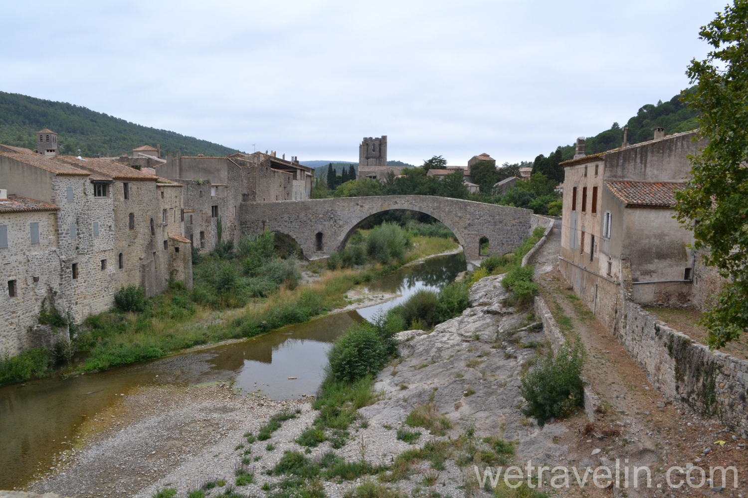 город Лаграсс.Франция