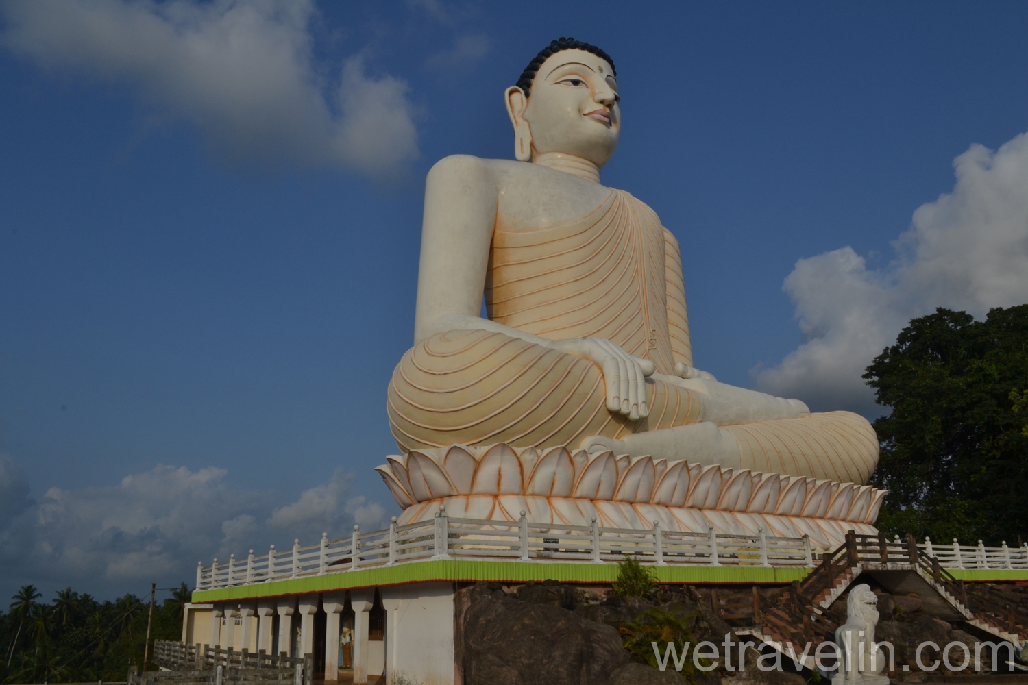 храм около Бентоты