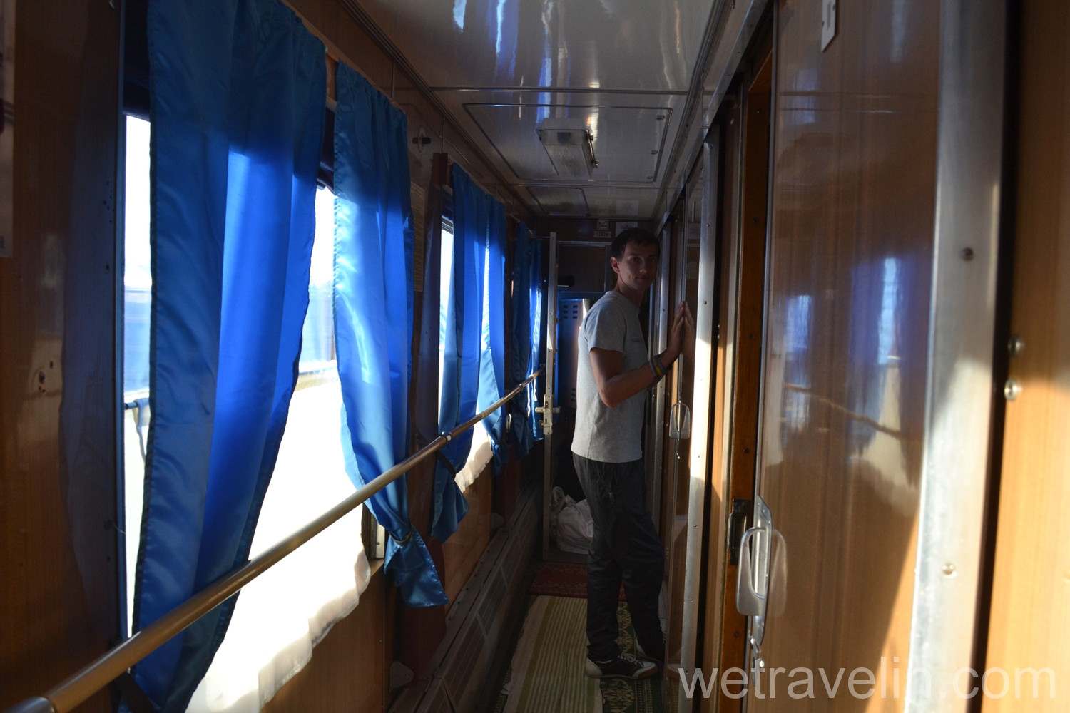 поезд в Украине